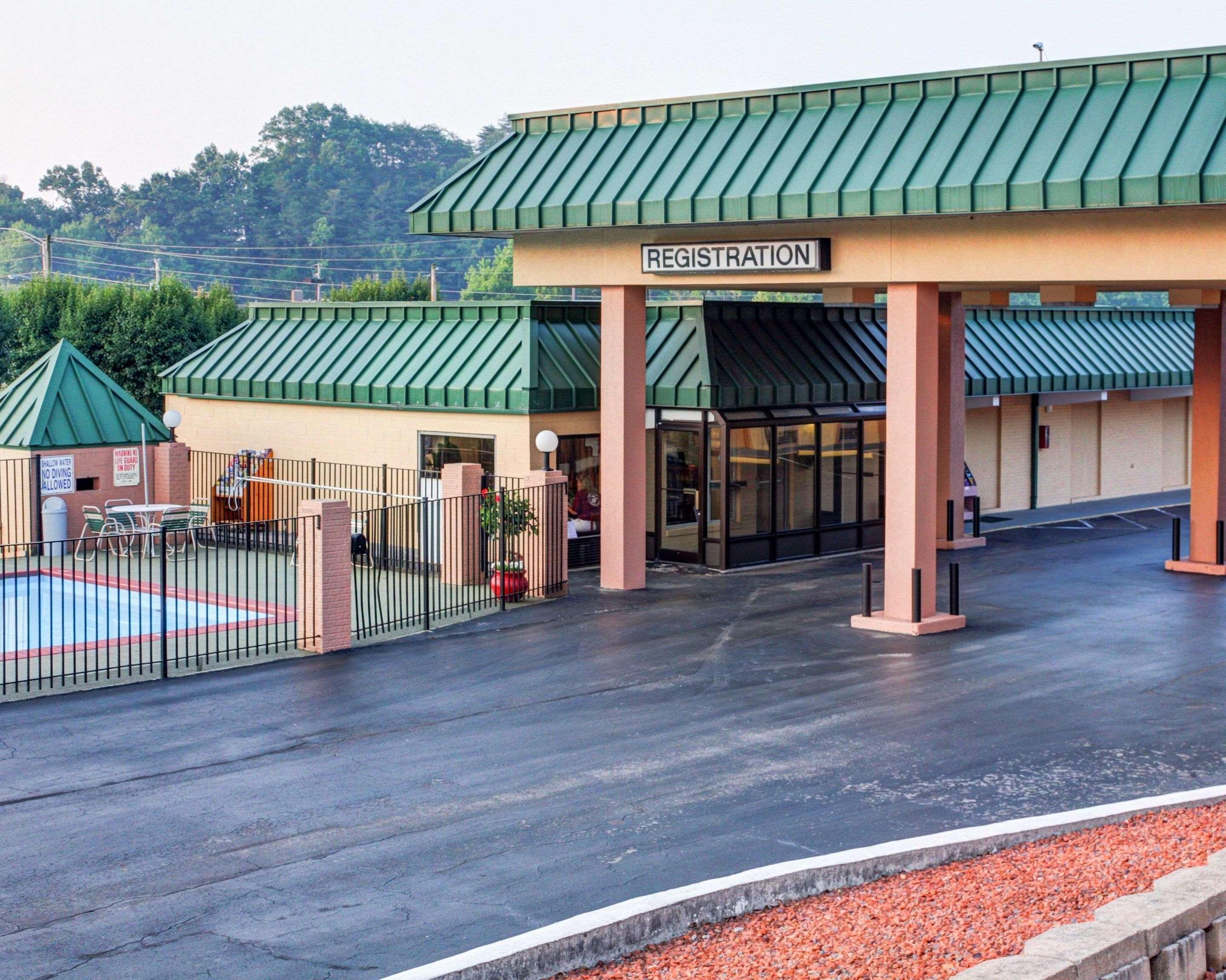 Econo Lodge Rocky Top Exterior foto